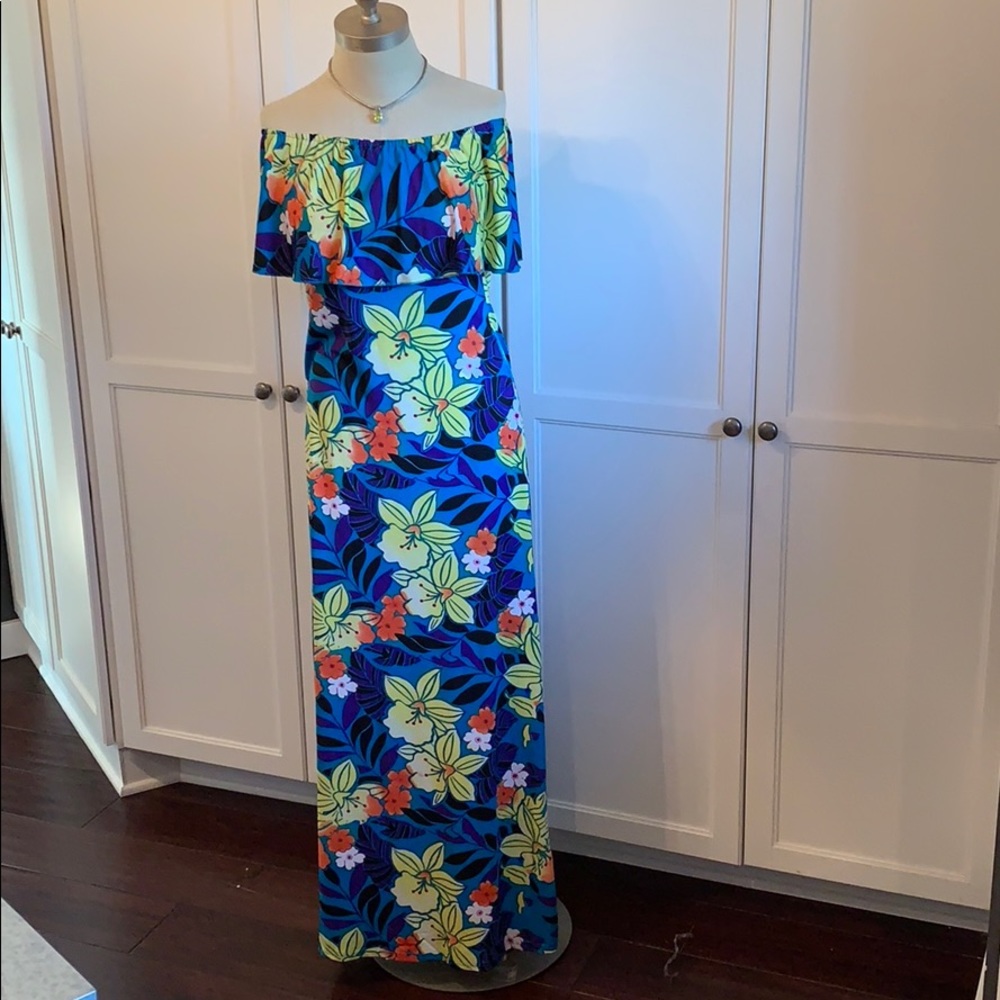 New 👗Hawaiian dress - Picture 4 of 5